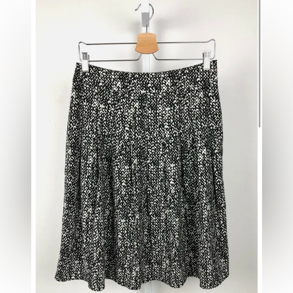 Talbots Black and White Geometric Print Skirt